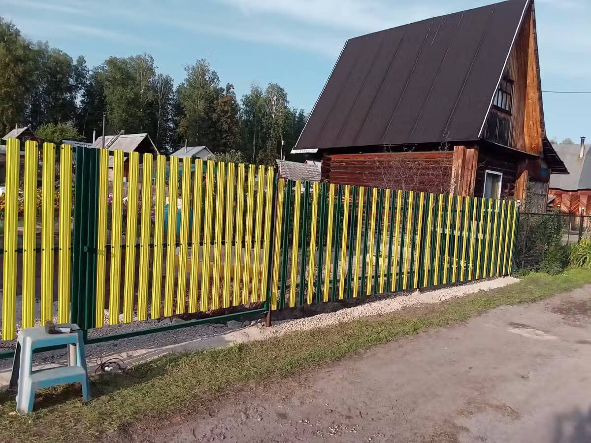 Забор из евроштакетника 13м RAL1018 Желтый фото 3 в Ижевске